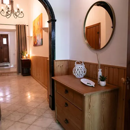 בית נופש Little House פורטימאו